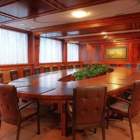 Hotel Im. Jana Pawla Ii Wrocław