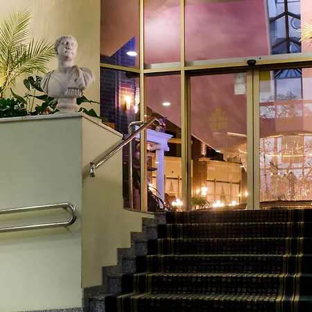 Im. Jana Pawla Ii 4*