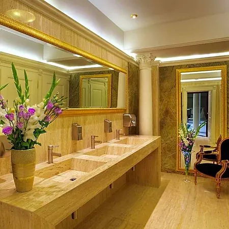 Otel Im. Jana Pawla Ii 4*