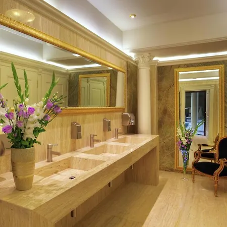 Im. Jana Pawla Ii Otel